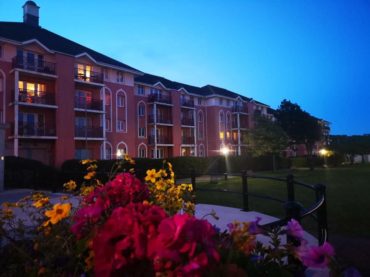 Youghal Exterior foto